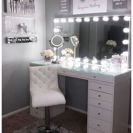 Bàn Trang Điểm 006