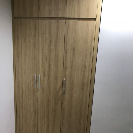 Tủ quần áo âm tường đóng theo yêu cầu